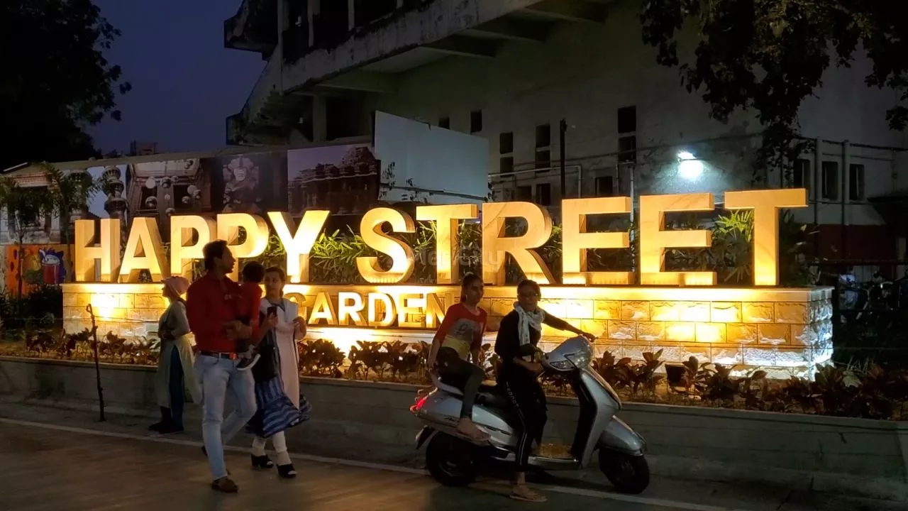 Happy Street - Law Garden