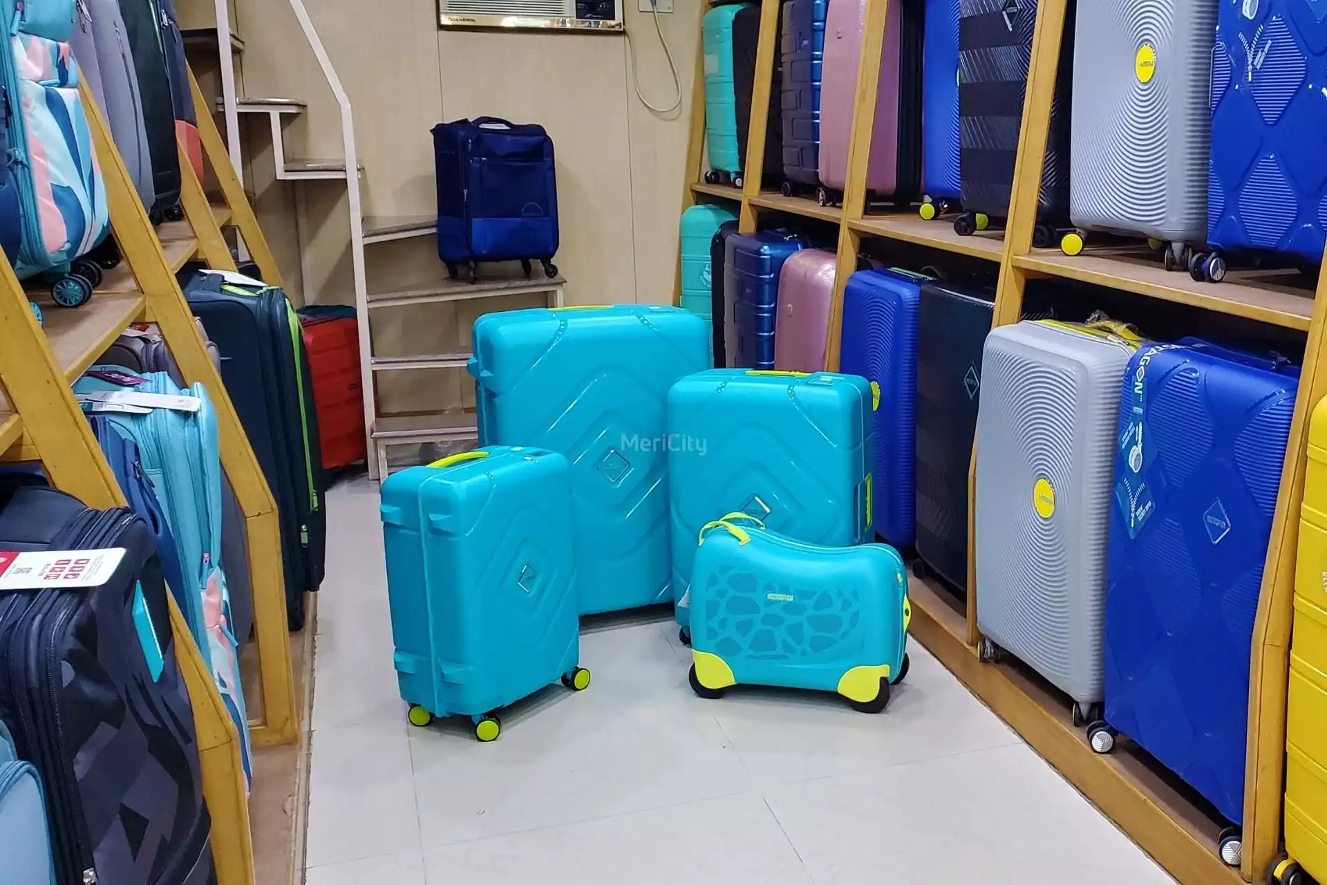 Cary Bag in Ahmedabad C G Road Mens Bags and Luggage Travel