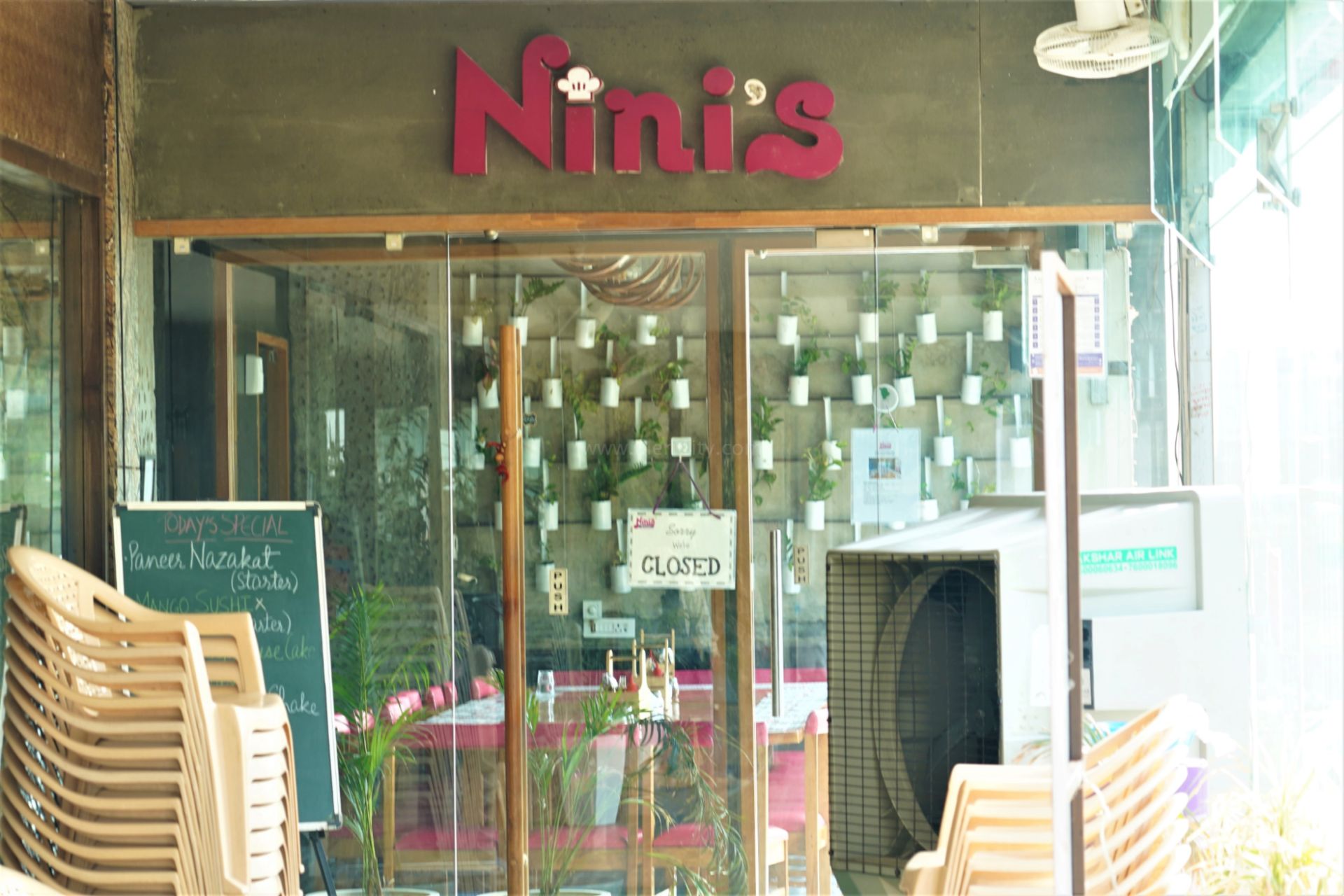 Nini's Kitchen