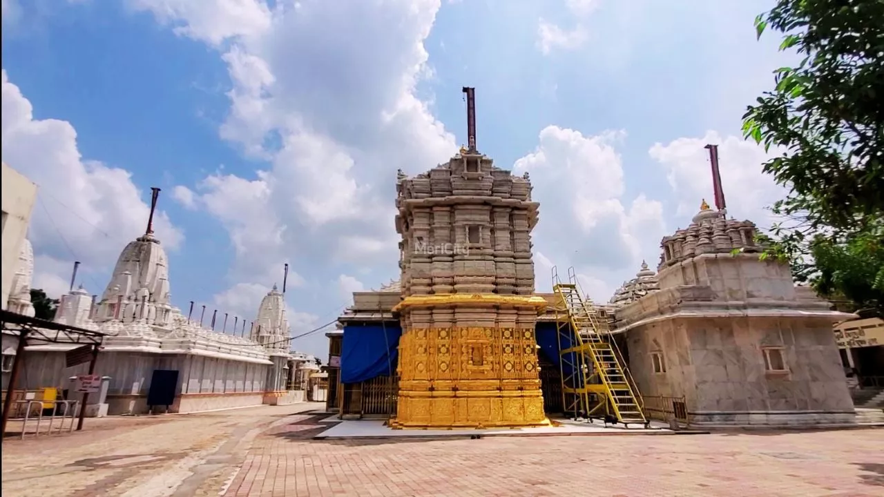 Mahudi Mandir
