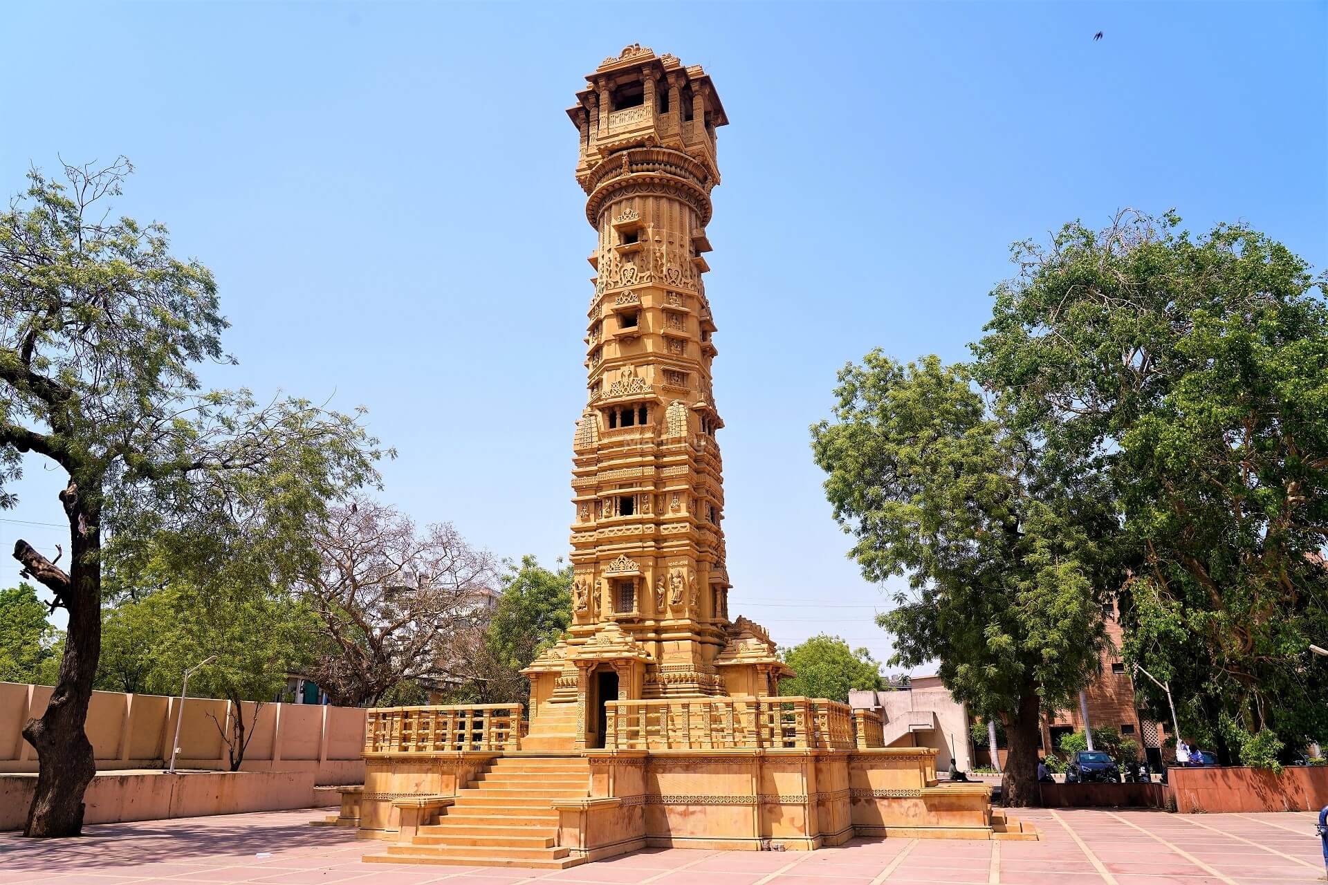 Hutheesing Jain Temple