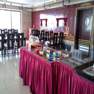 La Pizza Treno in Vadodara Race Course Rd GJ Pizza in Vadodara