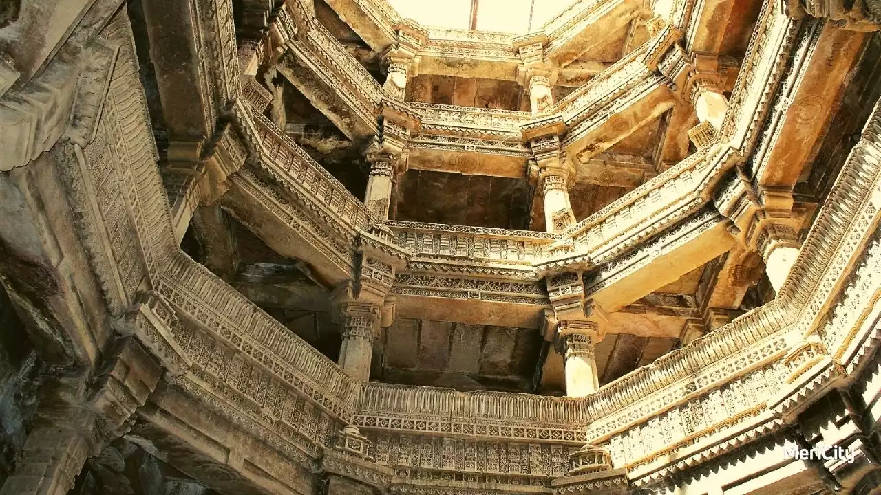 Adalaj Stepwell